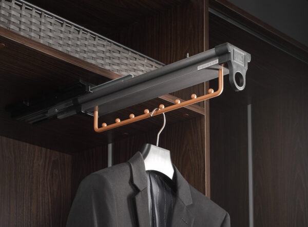Cloth Holder